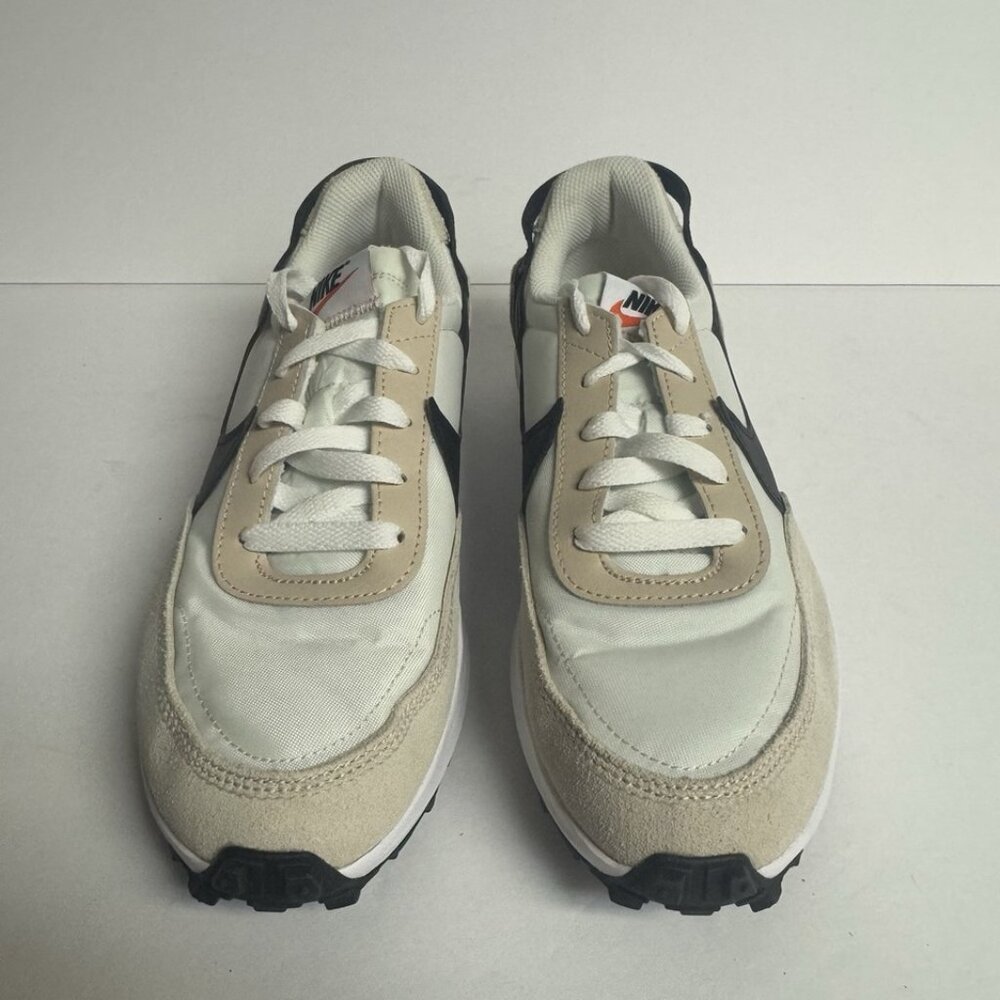 Nike Women’s Waffle Debut Sneaker White/Biege, Size 8 M - Picture 3 of 6